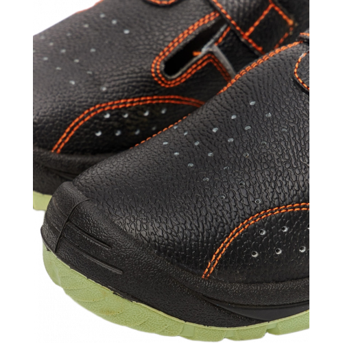 Полуботинки с перфорацией PROFLINE МП МС ПУ/ТПУ Полуботинки с перфорацией PROFLINE МП МС ПУ/ТПУ