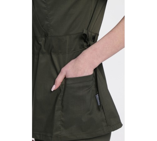 Костюм женский хирургический Модерн-004 (тк.Стрейч,120) MedLine, хаки Костюм женский хирургический Модерн-004 (тк.Стрейч,120) MedLine, хаки