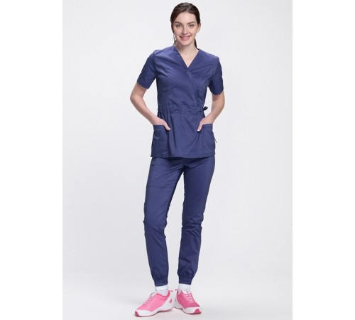 Костюм женский хирургический Модерн-004 (тк.Стрейч,120) MedLine, т.синий Костюм женский хирургический Модерн-004 (тк.Стрейч,120) MedLine, т.синий