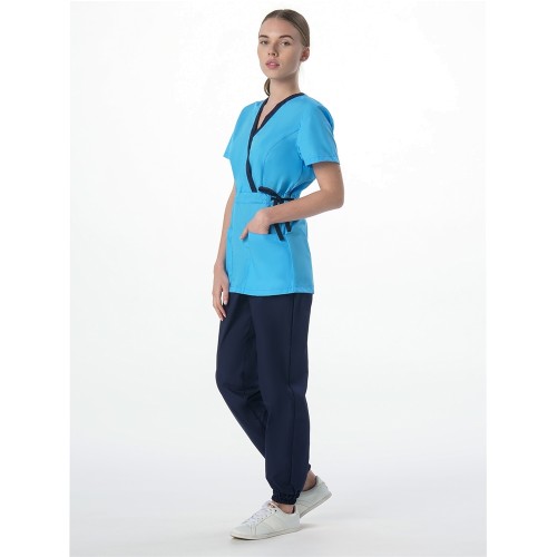 Костюм женский Симпл-001 (тк.Смесовая,120) MedLine, т.синий/голубой Костюм женский Симпл-001 (тк.Смесовая,120) MedLine, т.синий/голубой