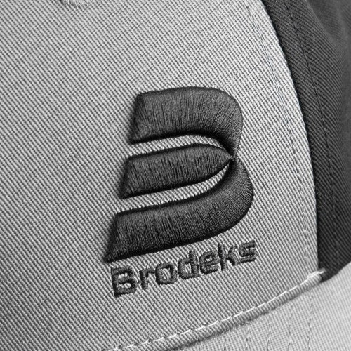 Бейсболка Brodeks KM130, цвет серый, чёрный Бейсболка Brodeks KM130, цвет серый, чёрный
