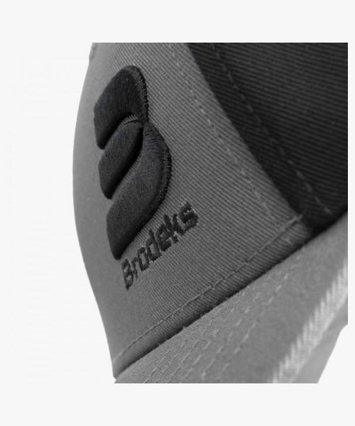Бейсболка Brodeks KM130, цвет серый, чёрный