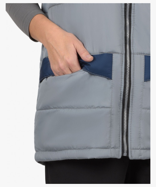 Жилет СИРИУС-ЕВРОНИКА утепленный светло-серый с тёмно-синим с капюшоном с флисовой подкладкой