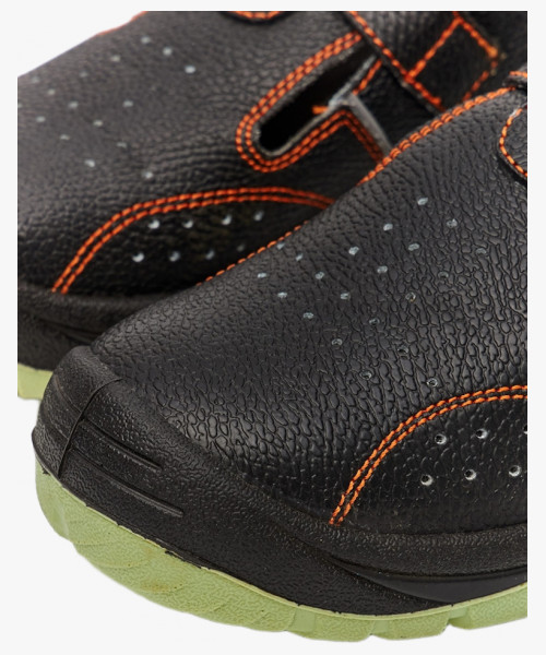 Полуботинки с перфорацией PROFLINE МП МС ПУ/ТПУ