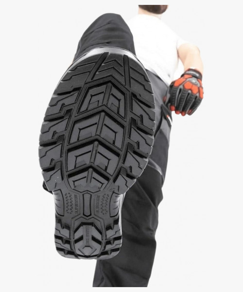 Полуботинки мужские Brodeks Cyclone BRS102 S1P, цвет чёрный